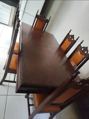 Mesa madeira maciça