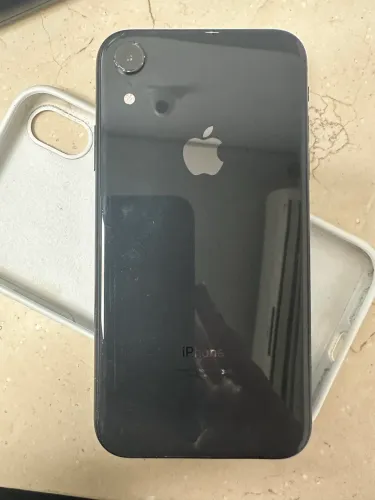 Vende-se iPhone XR 
