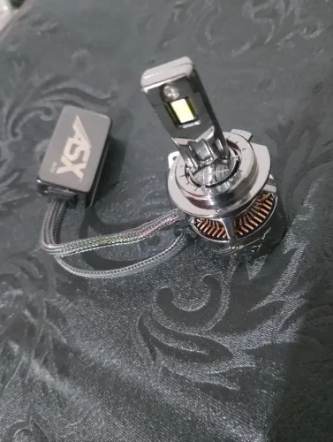 Vendo 01 parde leds da marca ASX original 01 par de LedsTEK