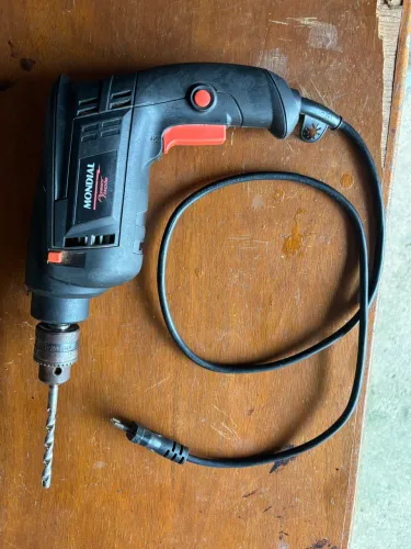 Vende-se Furadeira De Impacto Mondial Power Tools 550w-127v-preto
