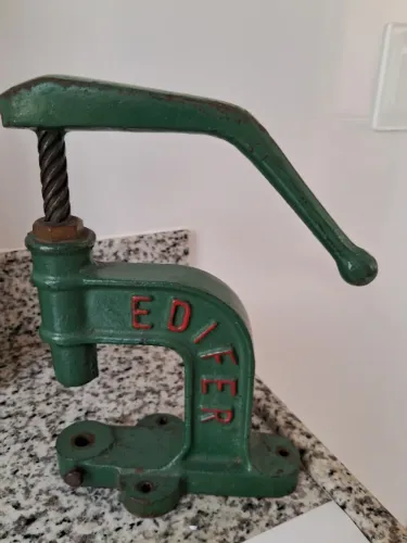 Máquina Manual EDIFER N°10 p/ Pregar Botão Pressão + peças