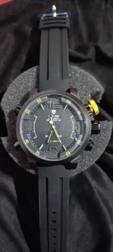 Relógio aprova d'água