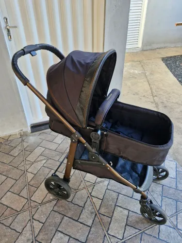 Carrinho de bebe Moisés Dobrável + Bebê Conforto