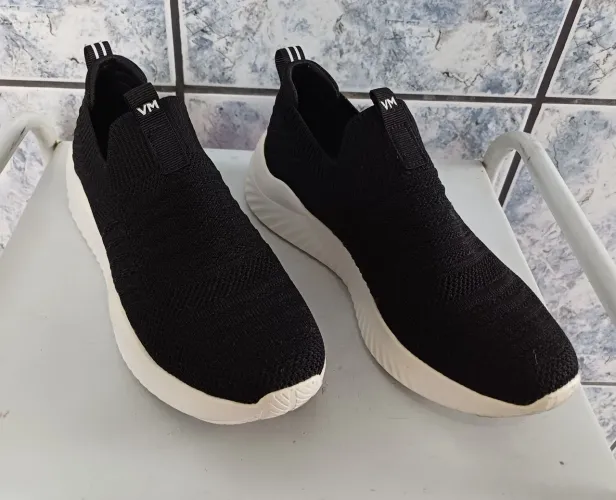 Tênis Knit Via Marte