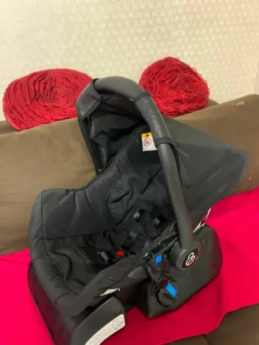 Vende-se bebê conforto Galzerano