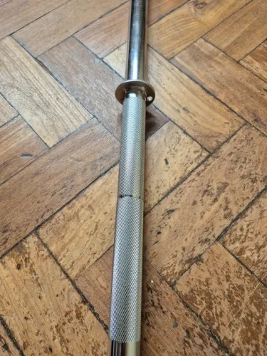 Barra MACIÇA CROMADA MUSCULAÇÃO 1,50M NOVA 