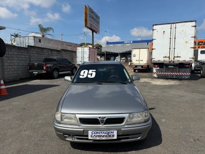 Chevrolet Astra GLS 2.0 MPFI 1995