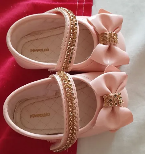 Vendo sapato de menina super conservado