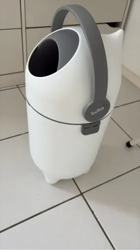 Lixeira anti odor