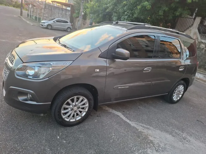 Chevrolet Spin Advantage 1.8 8V Econo.flex 5P Aut. 2014