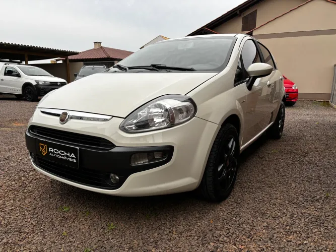 Fiat Punto Essence 1.6 Flex 16V 5P 2014