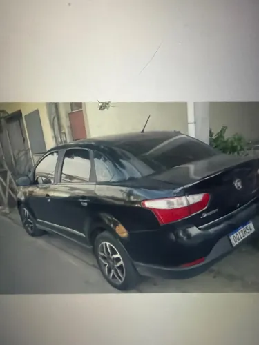 Fiat Grand Siena Essence Dual. 1.6 Flex 16V 2014