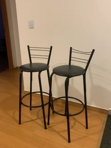 VENDO BANQUETAS