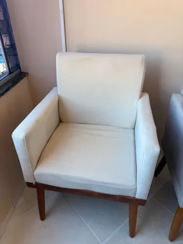 Vende-se poltrona