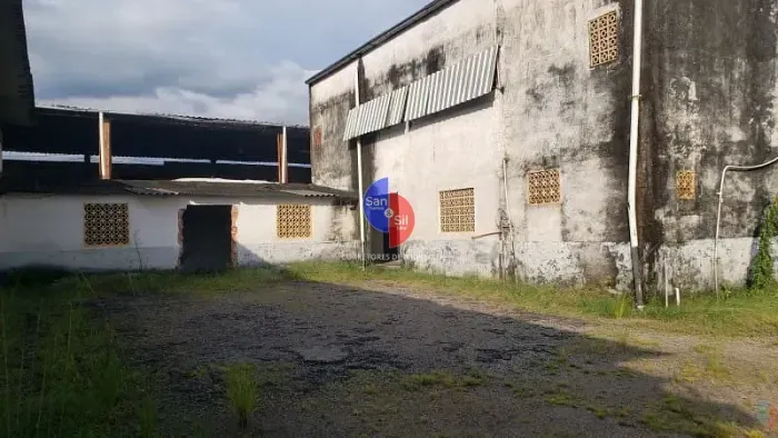 Galpão / Barracão à venda, excelente localização, 600m² de área construída, localizado em