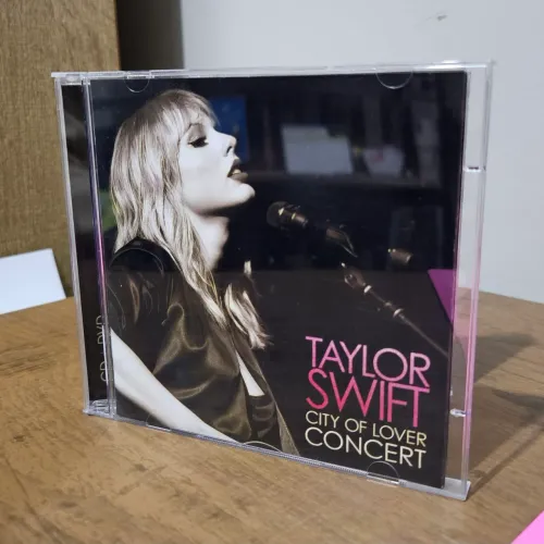 CD + DVD City Of Lover - Taylor Swift (fanmade)