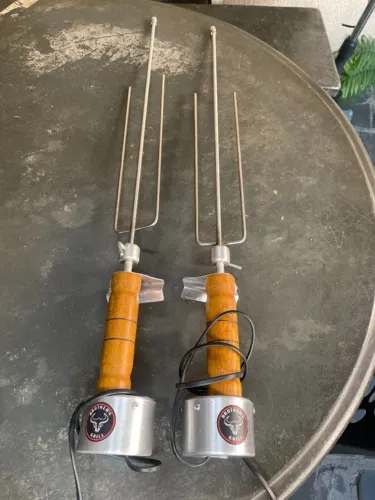 Espeto Giratorio para churrasco