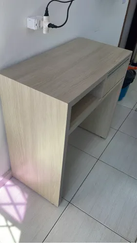 Mesa manicure