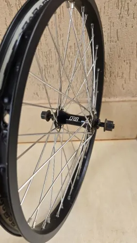 Roda dianteira drb