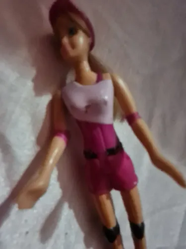 Mini barbie patinadora. Cod 03