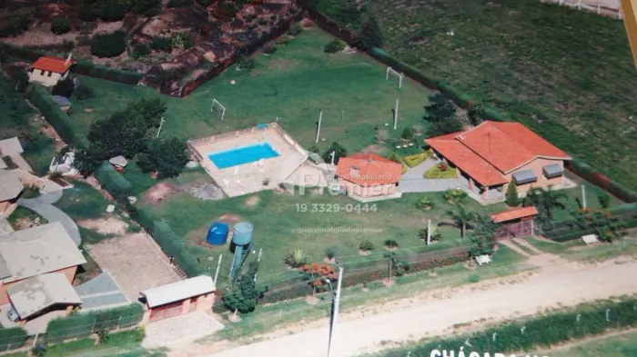 Chácara em Condomínio Fechado com 3 Dormitórios no Jardim dos Laranjais - Indaiatuba/S