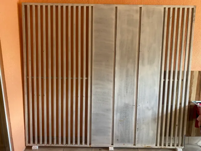 Vendo portão metalon