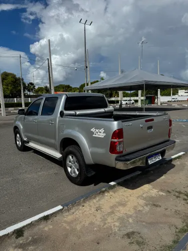 Toyota Hilux CD SRV D4-d 4X4 3.0 TDI Diesel AUT 2014