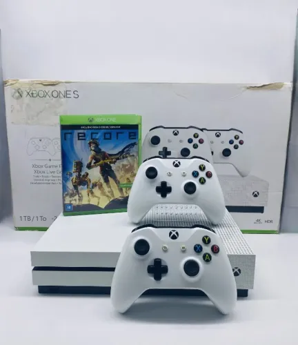 Xbox One S Branco 1TB Usado + Recore Usado