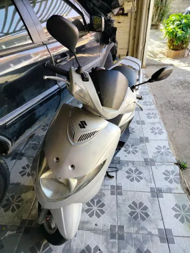 Suzuki Burgman