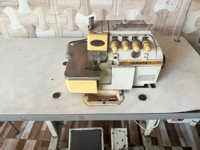 Máquina interlock 