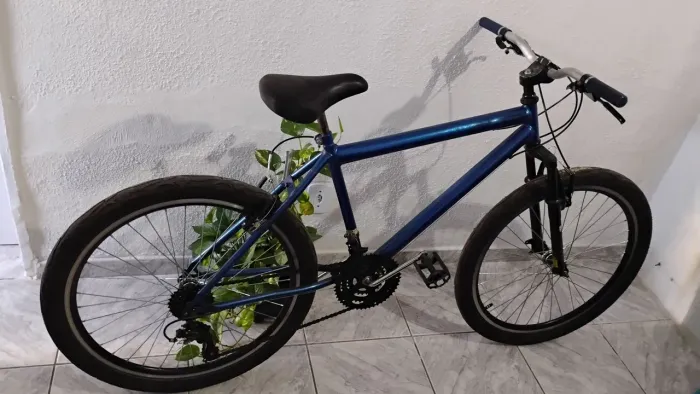 Vendo bicicleta aro 26 toda revisada e peças novas