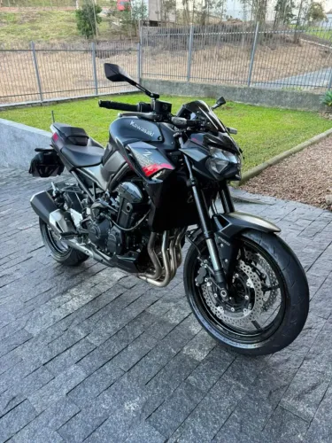 Kawazaki Z900 2021 ( apenas 7 mil km )