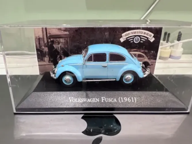 Die Cast Fusca Azul Piscina 1:43