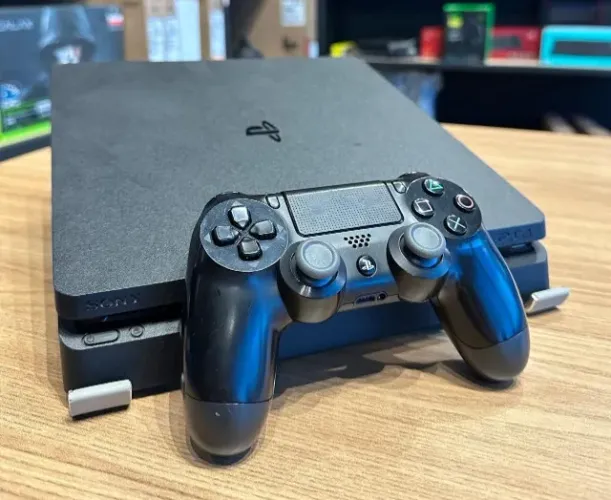 (LOJA FÍSICA) Playstation 4 Slim, 500GB
