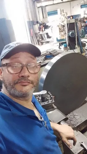 Serviços de tornearia EOA