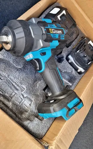 Chave de impacto 1/2 21V apenas sem carregador por isso ta barato