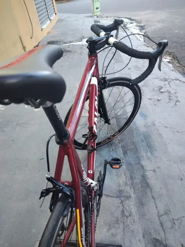 Vendo Sprite 10 vermelha