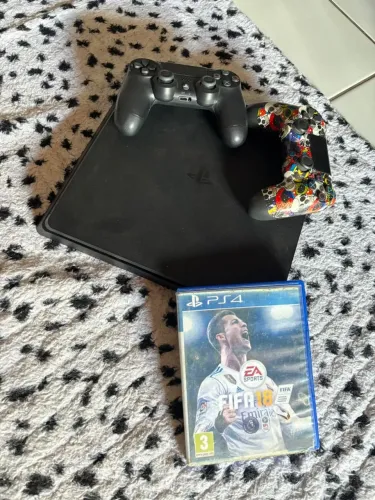 Vendo PS4 Slim 1TB