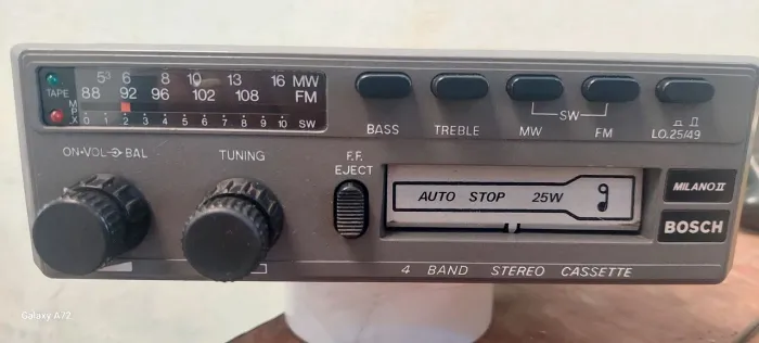 RÁDIO TOCA FITAS BOSCH MILANO II