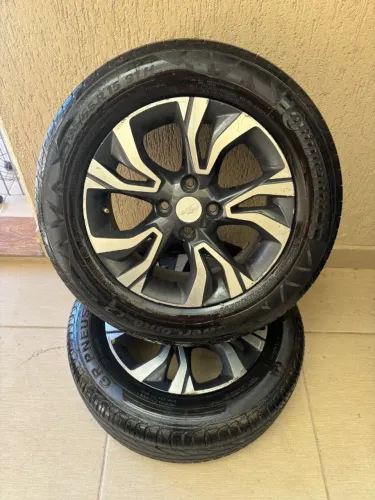 Roda GM Chevrolet Onix Aro 15 com pneu de brinde