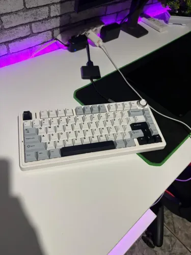 Teclado mecânico F75