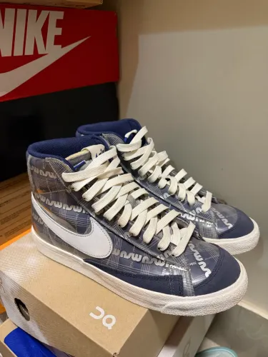 Tênis Nike Blazer Mid