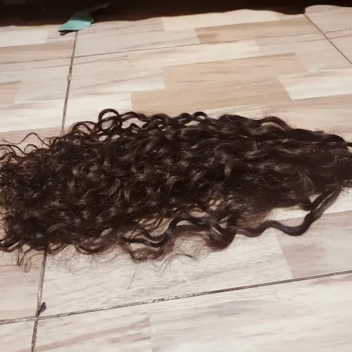 Mega hair cacheado