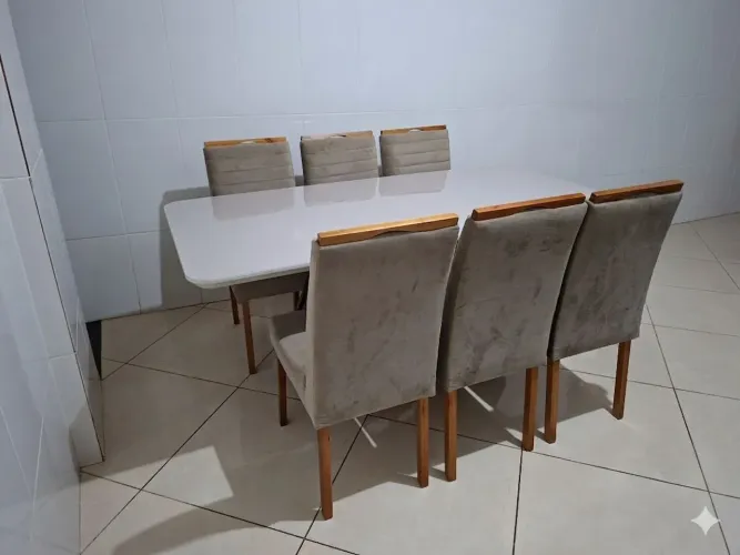 Mesa 6 cadeiras