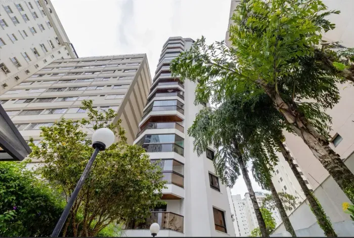 Triplex para venda tem 388 metros quadrados com 4 quartos em Perdizes - São Paulo - SP