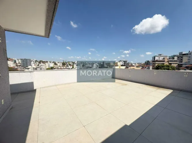 Cobertura 3 Quartos, 1 Suíte, 3 Vagas de Garagem, no Bairro Dona Clara