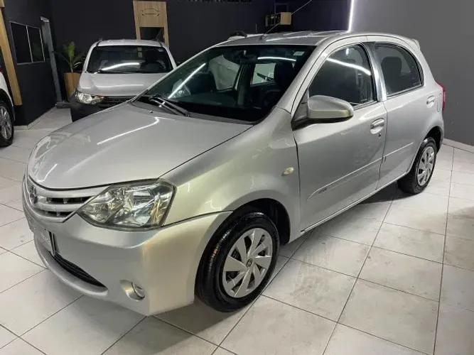 Toyota Etios XS 1.5 Flex 16V 5P Mec. 2015