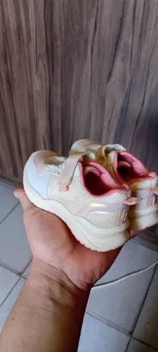 Vendo tenis criança n23