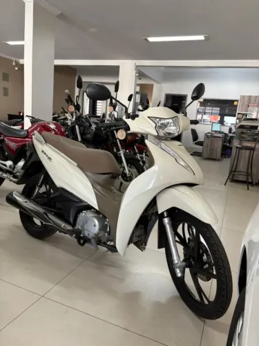 Biz 125 EX banco caramelo super conservada apenas 38083km rodados