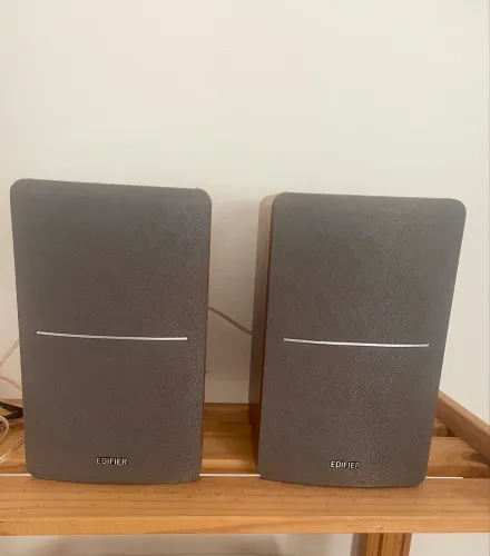 Par de Monitores de Áudio Edifier
